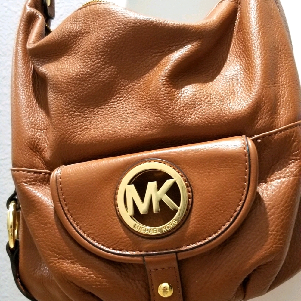 Michael Kors Fulton hobo Pebble leather bag- authentic